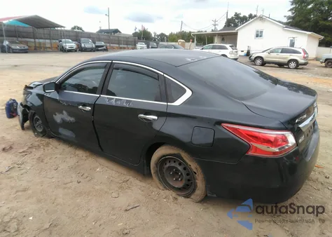 2013 Nissan Altima 2.5 S z USA, uszkodzony, nr VIN 1N4AL3AP1DN512079